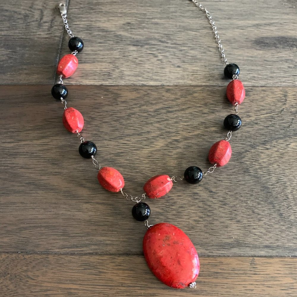 Black and Red Beaded Necklace
